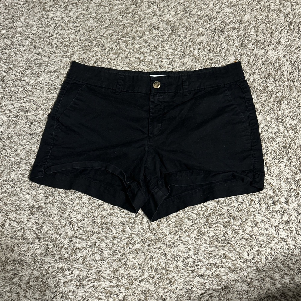 Old Navy Women's Size 12 Everyday Short Mid-Rise Black Denim Shorts Never Worn